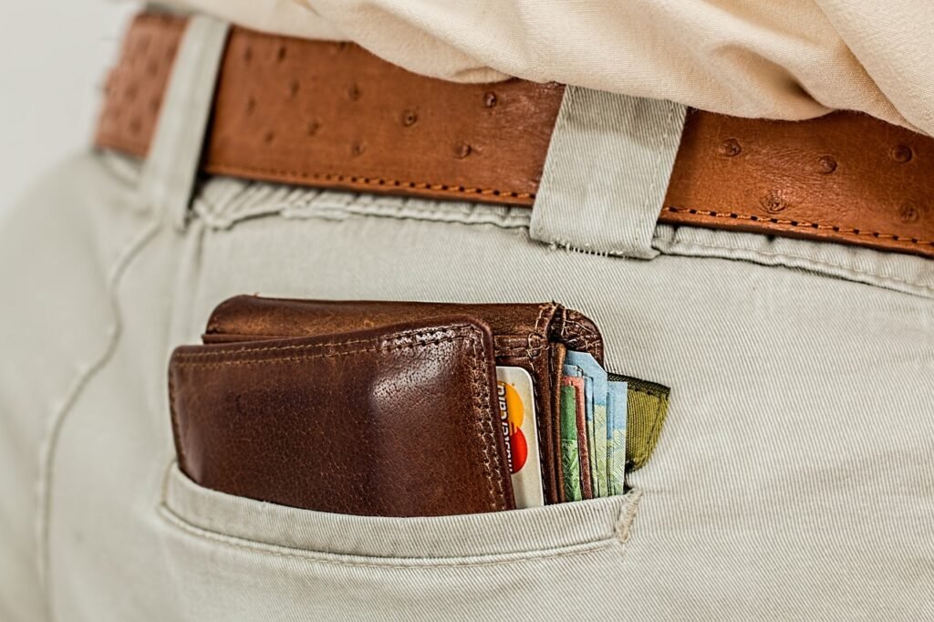 Cutting-Edge Modern Wallet Designs for Men